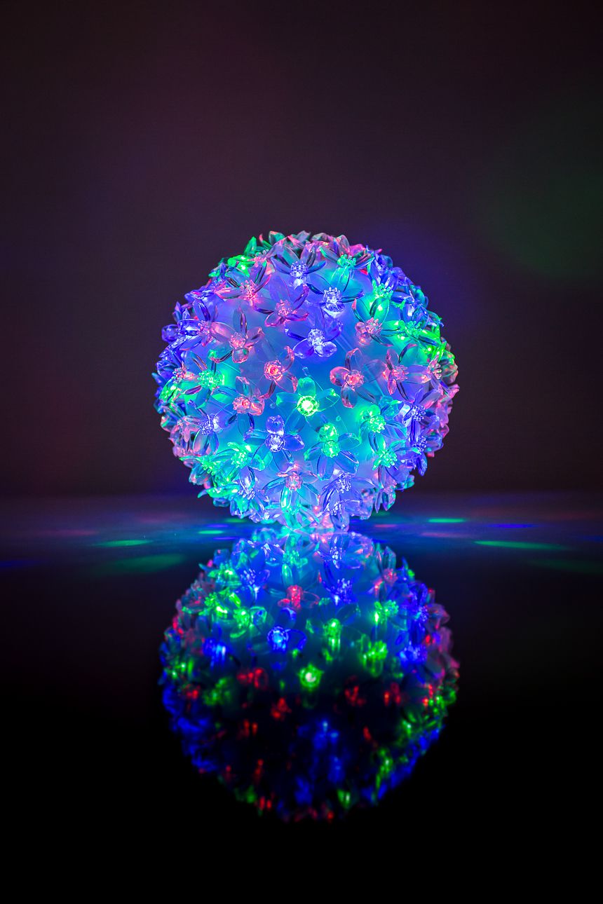 Sisevalgustid iLike N/A Bumba ar puķēm RS-209 100LED D-14cm Multi Color