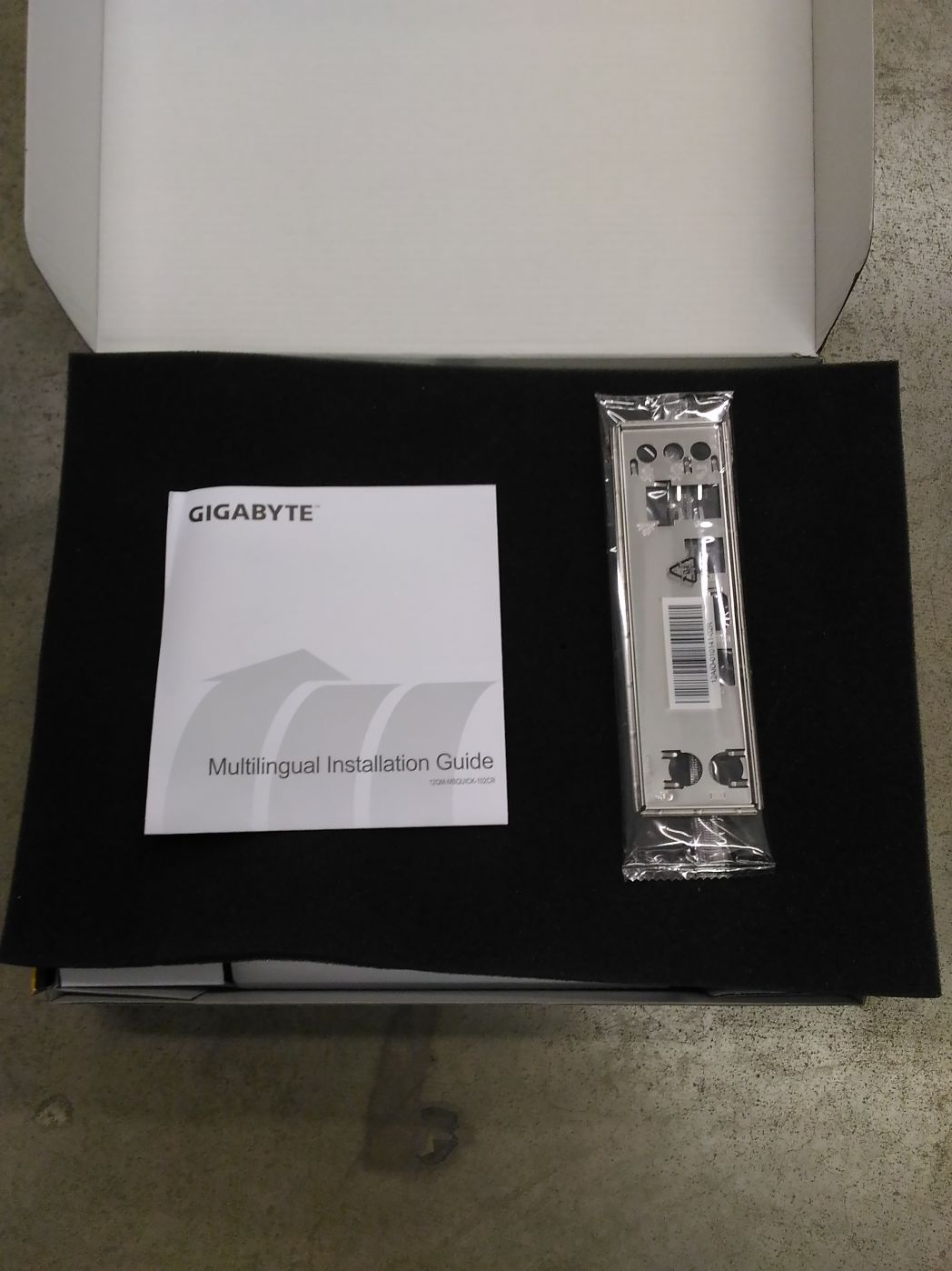 Intel protsessori emaplaat Gigabyte  SALE OUT.  B550 GAMING X V2 1.0 M/B  REFURBISHED WITHOUT ORIGINAL PACKAGING AND ACCESSORIES, BACKPANEL INCLUDED