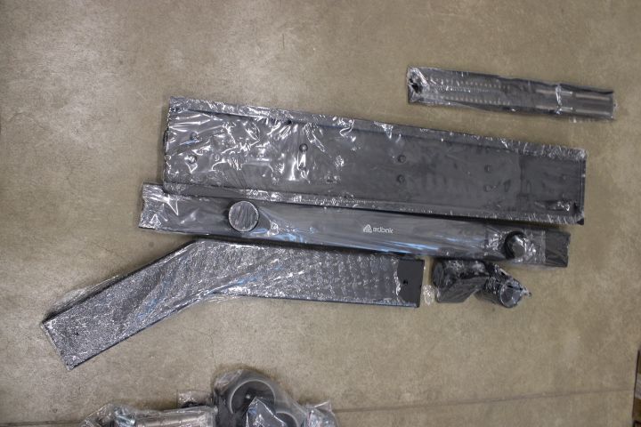 Кронштейн для телевизора EDBAK  SALE OUT.  TR18 60-98 " Trolleys & Stands Maximum weight (capacity) 80 kg DAMAGED PACKAGING, SCARTCHES Black