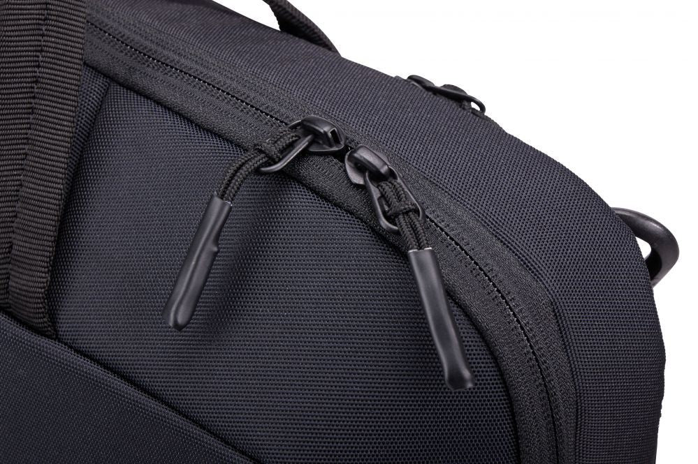 Сумка для портативных компьютеров Thule  Subterra 2 Attaché 16" - Black