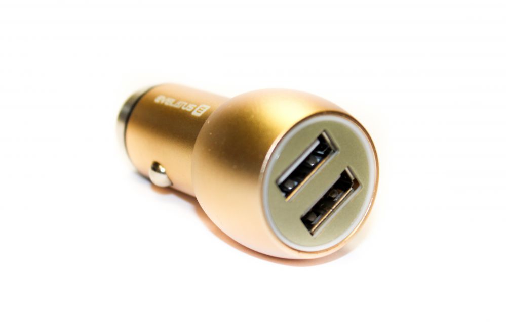 Auto charger Evelatus - Car Charger ECC01 GOLD 2USB port 3.1A with stainless steel escape tool Gold