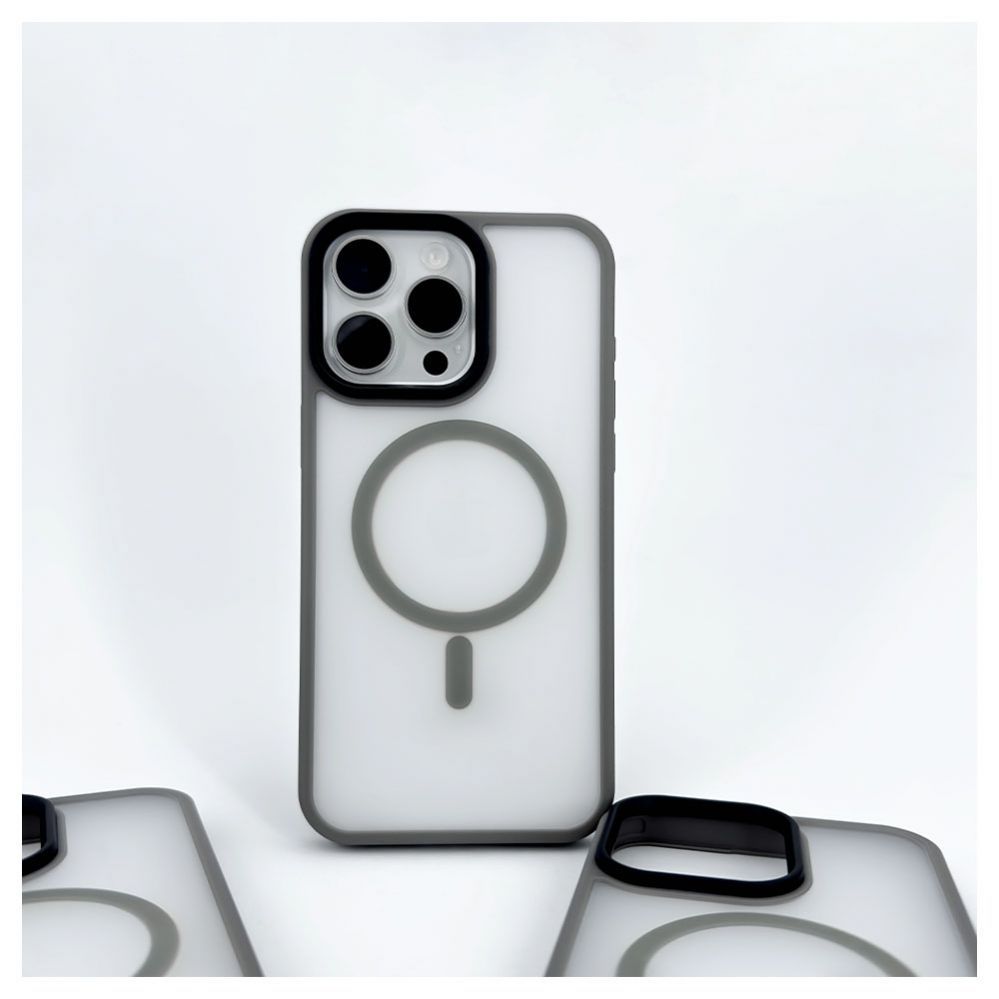 Tagakaaned Evelatus Apple iPhone 15 Pro Max Hybird Case With Magsafe PC+TPU Silver