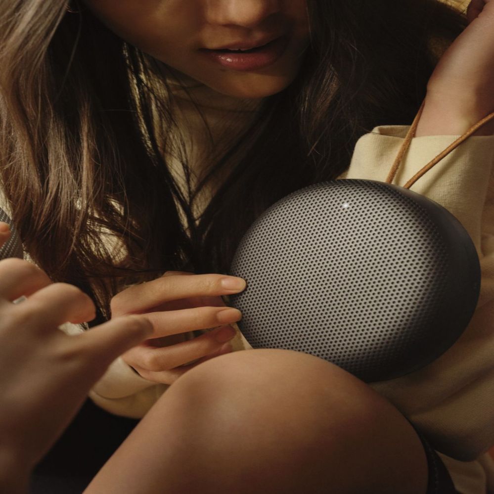 Juhtmevabad kõlarid BANG & OLUFSEN  Beosound A1 2nd Gen Black