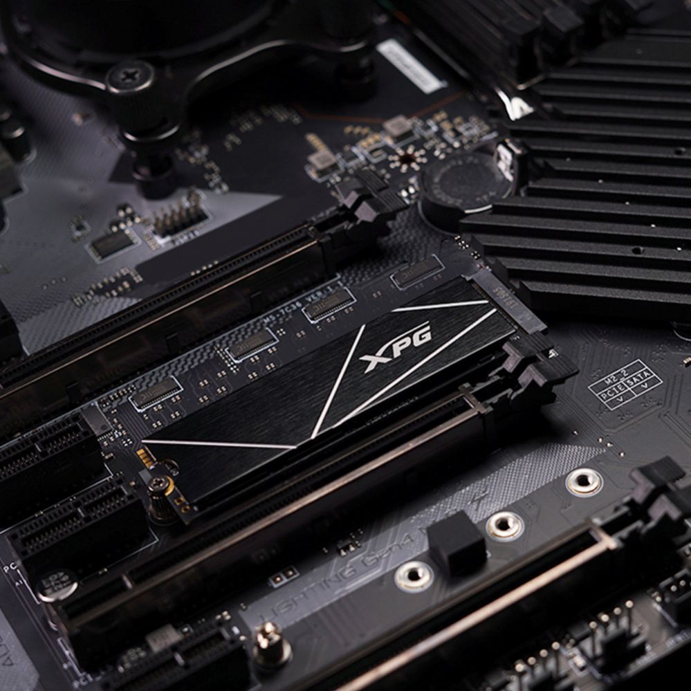Kõvaketas SSD ADATA  XPG Gammix S70 BLADE PCIe Gen4x4 Solid State Drive 512GB