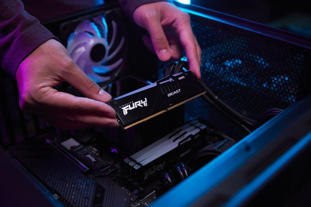 Operatiivmälu DDR4 Kingston  Fury Beast 32GB DDR5, 6400 MHz, CL32, 288-Pin, DIMM Kit (16GB x 2)