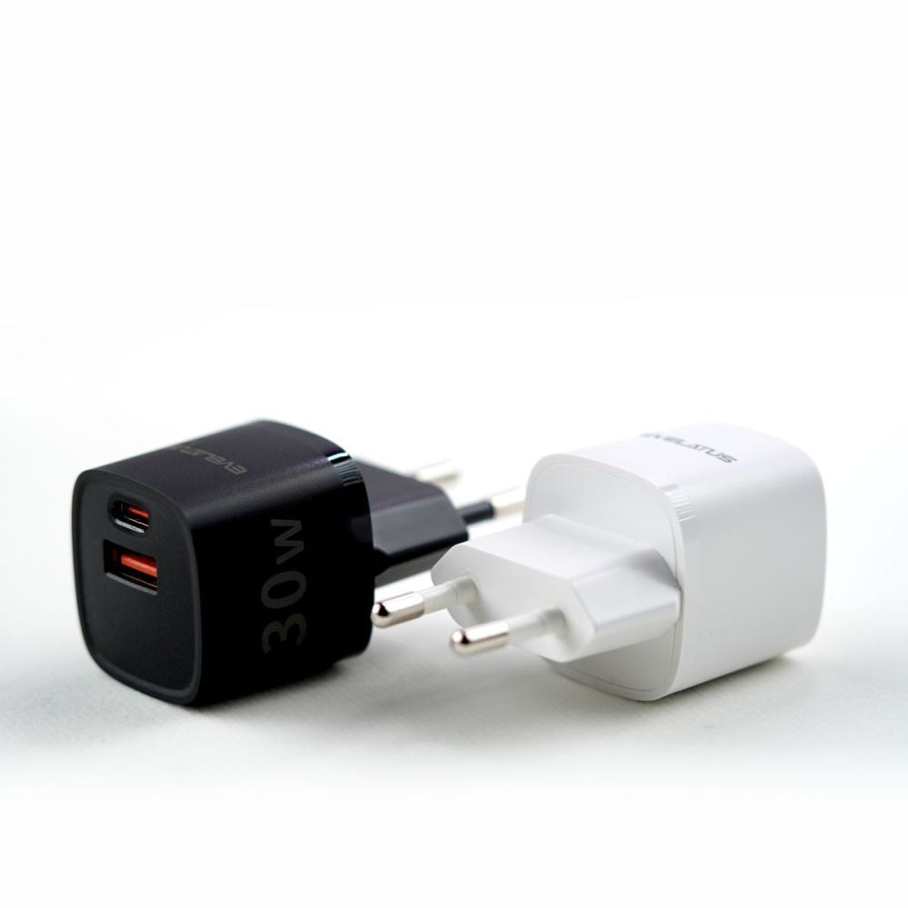 Adaptrid Evelatus  USB-A and USB-C 30W Max / EU charger Black