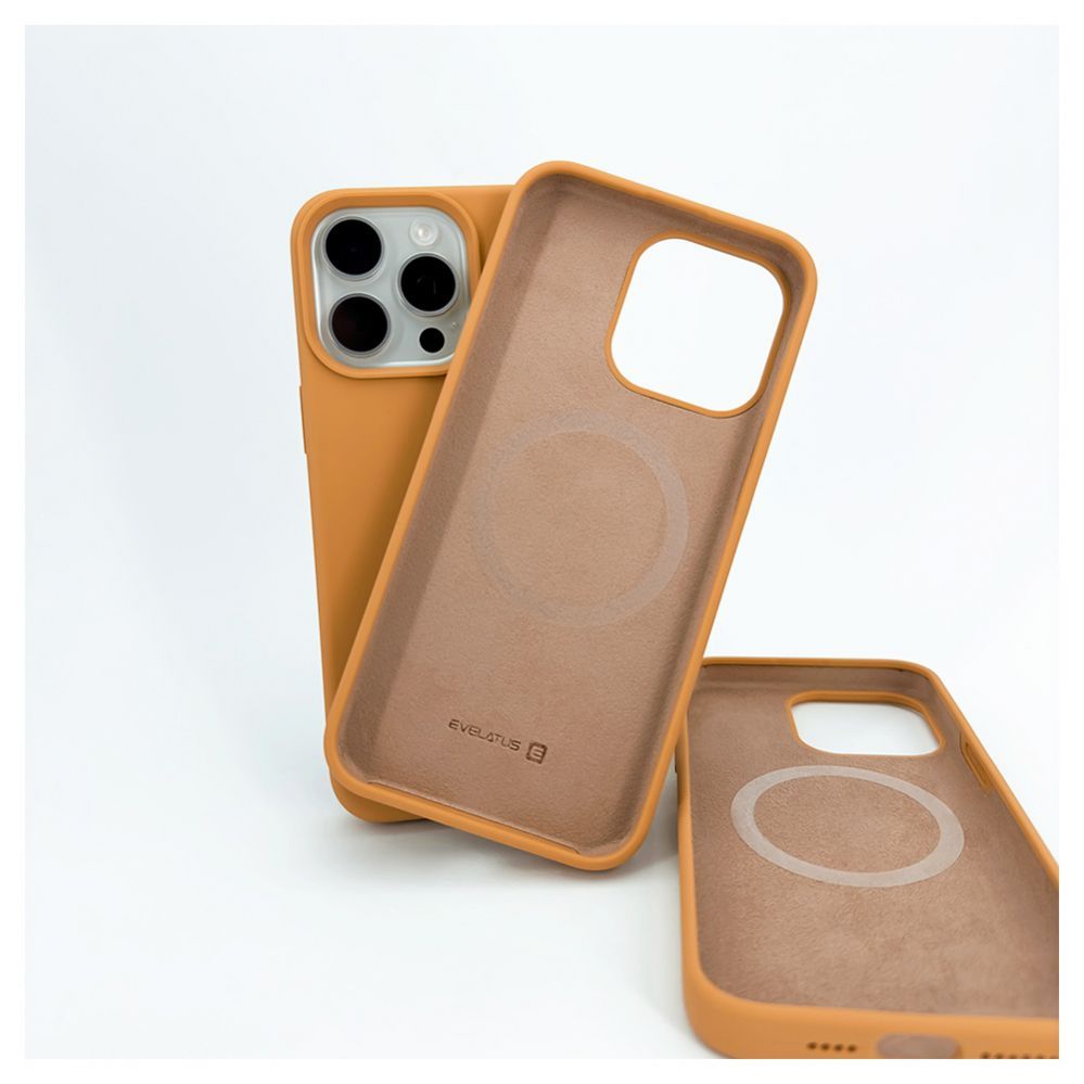 Чехол на заднюю панель Evelatus Apple iPhone 15 Pro Max Premium Magsafe Soft Touch Silicone Case Gold
