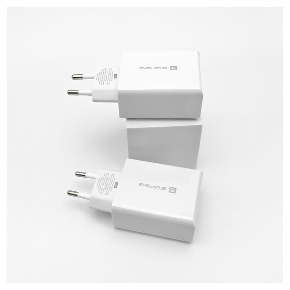 Адаптер Evelatus  Evelatus Travel Charger EU Wall 3 Ports 32W USB-C / USB-A2 ETC06 White