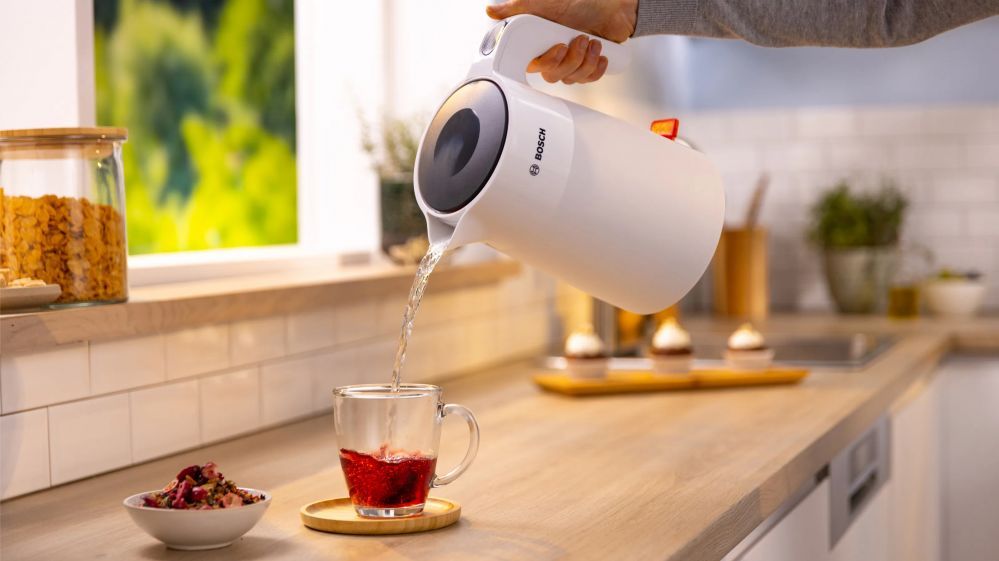 Veekeetja Bosch  Kettle | TWK2M161 MyMoment | Electric | 2400 W | 1.7 L | Plastic | 360° rotational base | White