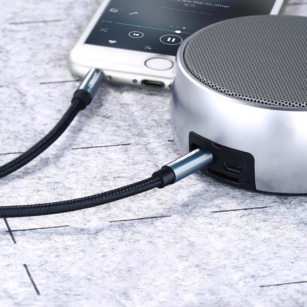 Kaabel Ugreen  Ugreen angled AUX cable 2 x mini jack 3.5 mm 1.5m blue (AV112)