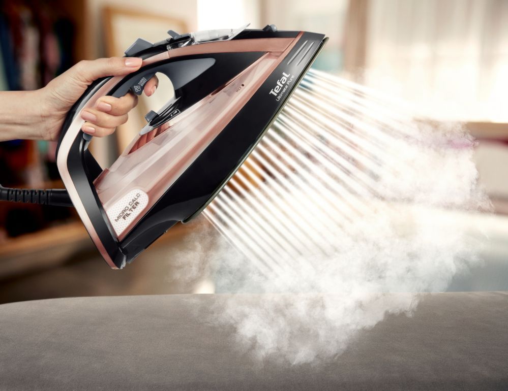 Triikrauad TEFAL  Steam Iron FV9845 3200 W, Water tank capacity 350 ml, Continuous steam 60 g/min, Black/Rose Gold