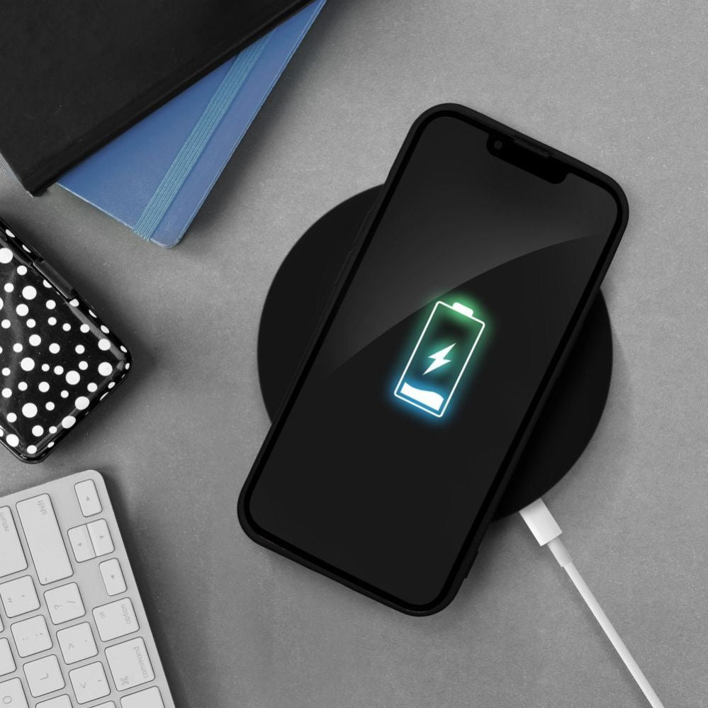 Чехол на заднюю панель OEM  Case for iPhone 15 Silicone black