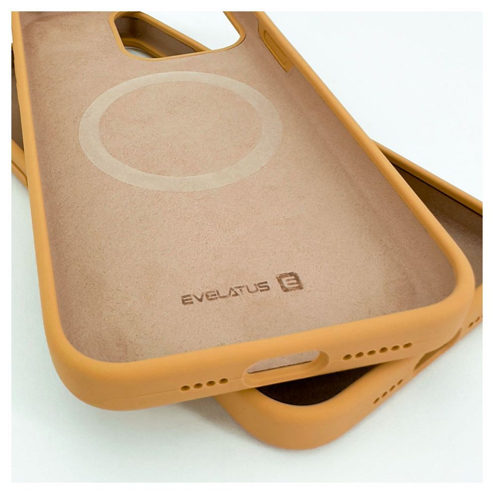 Чехол на заднюю панель Evelatus Apple iPhone 15 Pro Max Premium Magsafe Soft Touch Silicone Case Gold
