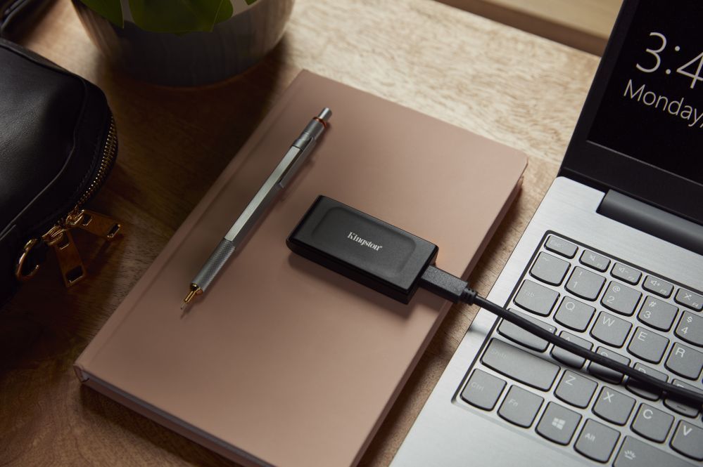 Kõvaketas SSD Kingston  SXS1000 2000G External SSD
