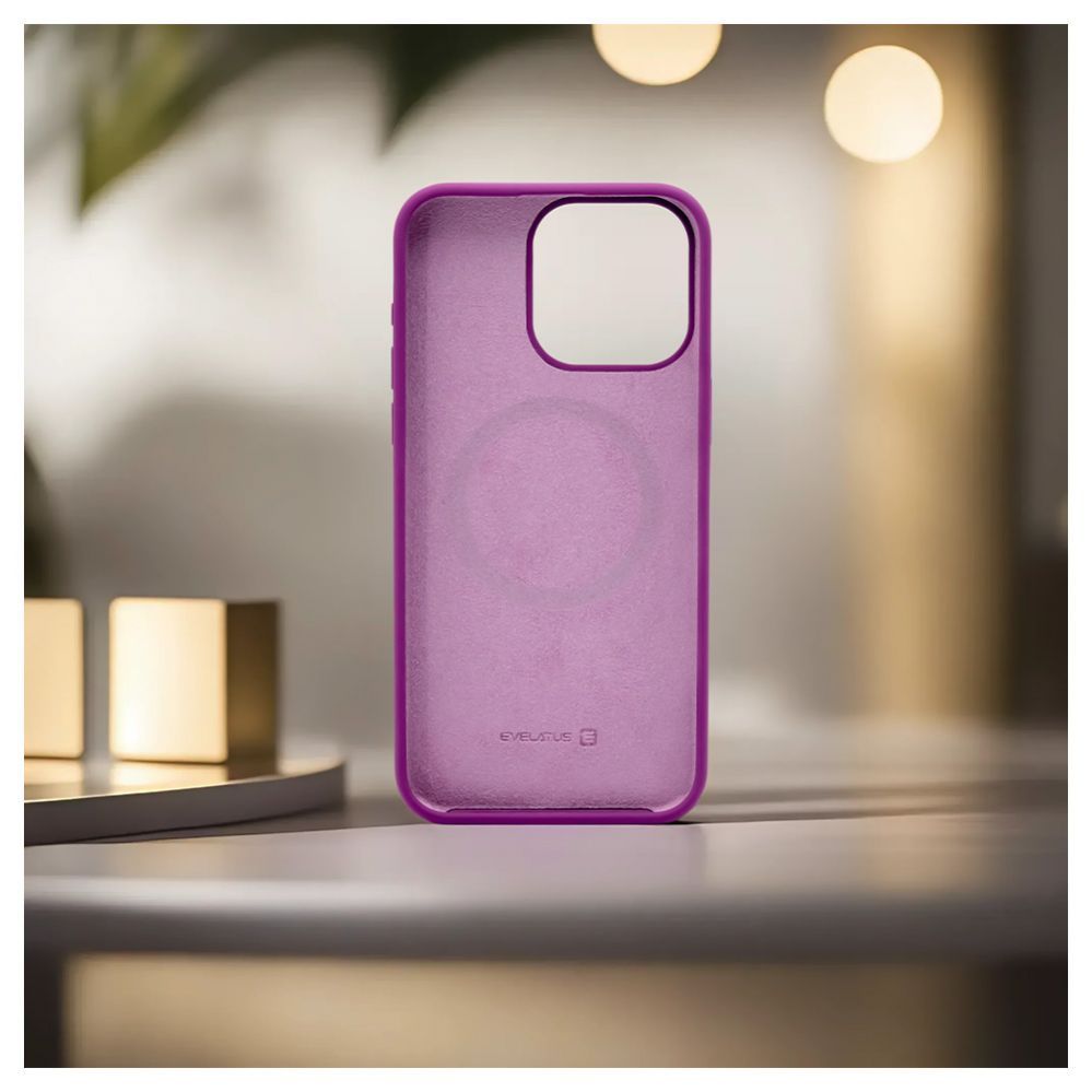 Чехол на заднюю панель Evelatus Apple iPhone 15 Pro Premium Magsafe Soft Touch Silicone Case Deep Purple
