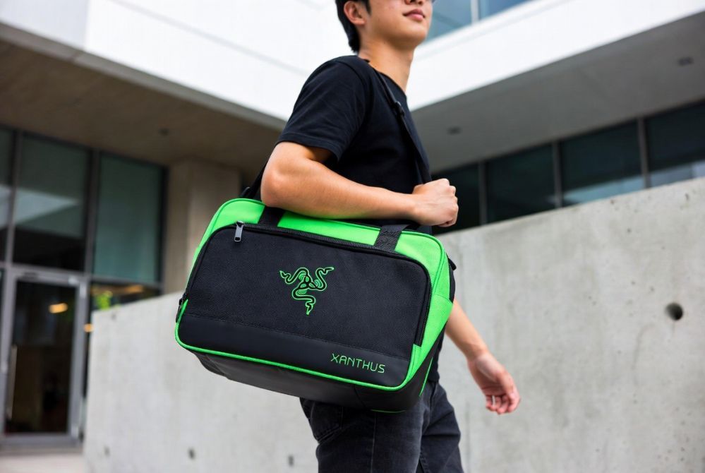 Рюкзаки Razer  Razer Xanthus Tote Bag