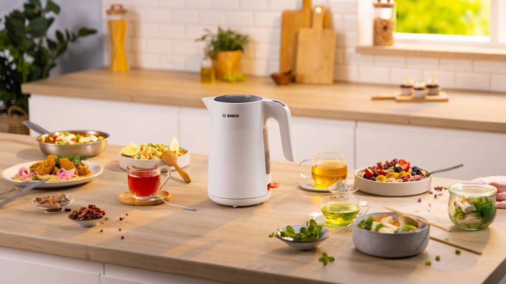 Veekeetja Bosch  Kettle | TWK2M161 MyMoment | Electric | 2400 W | 1.7 L | Plastic | 360° rotational base | White