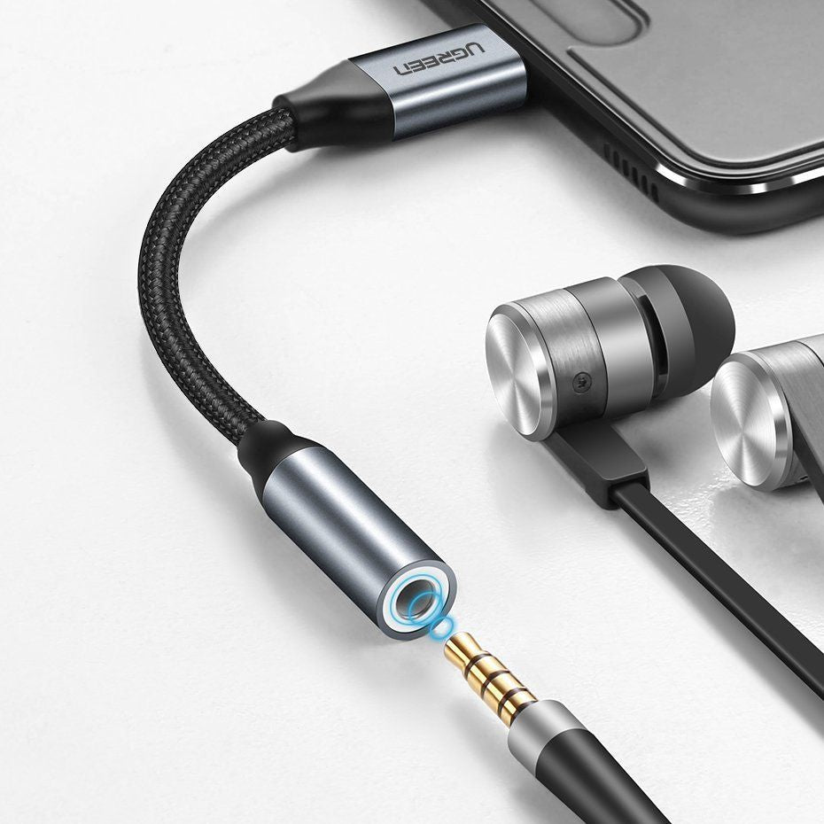 Адаптер Ugreen  Ugreen Headphone Adapter with 3.5mm mini jack to USB Type C 10cm gray (30632)