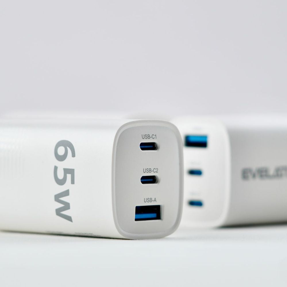 Adaptrid Evelatus  65W Max Fast Charger EU USB-C1/USB-C1/USB-A White