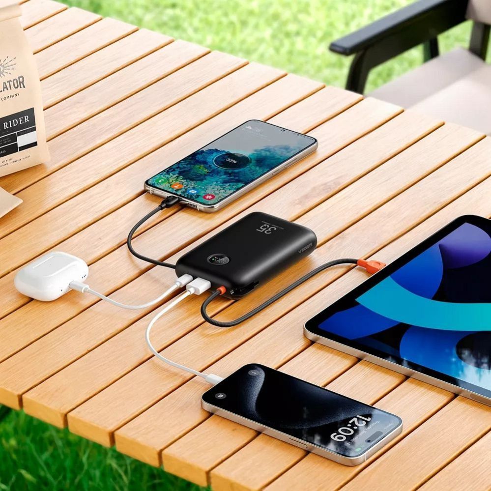 Väline aku Veger  Powerbank Veger K2 (W2068) PD QC3.0 35W 20000 mAh with built-in Type C cables / Lightning black