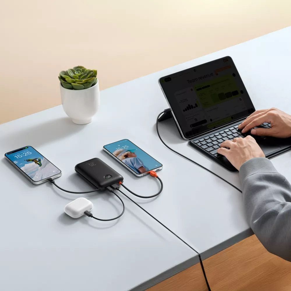 Väline aku Veger  Powerbank Veger K2 (W2068) PD QC3.0 35W 20000 mAh with built-in Type C cables / Lightning black