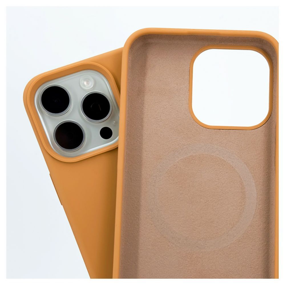 Чехол на заднюю панель Evelatus Apple iPhone 15 Pro Premium Magsafe Soft Touch Silicone Case Gold