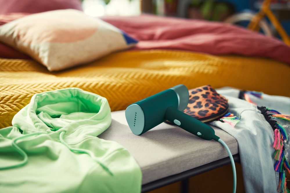 Пароочистители Philips  STH3020/70 Steam Iron, Handheld, Continuous steam 20 g/min, Water tank 0.12 L, Dark Green