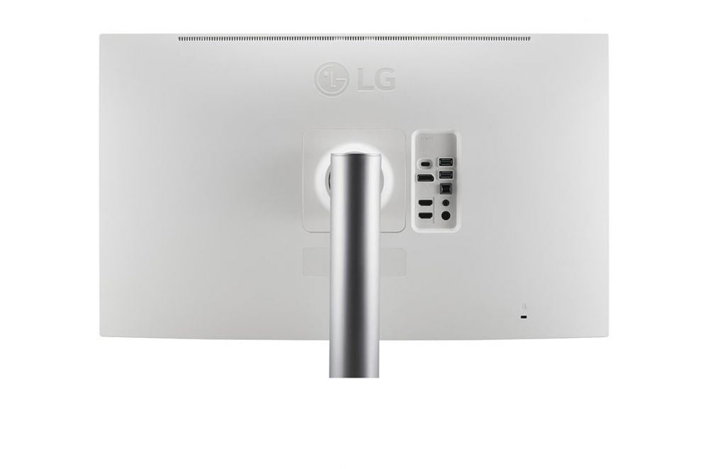 Monitor LG  27UQ850V-W.AEU 27“ 3840x2160/IPS/16:9/5ms/400cd/m2/DisplayPort,HDMI,Headphone Out |