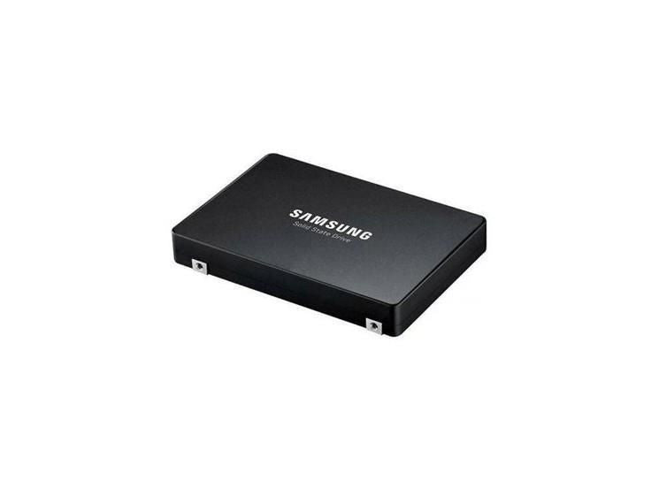 Hard drive SSD Samsung  SSD||SSD series PM1743|7.68TB|PCIe Gen5|NVMe|NAND flash technology TLC|Write speed 6000 MBytes/sec|Read speed 7500 MBytes/sec|Form Factor 2,5"|MTBF 25000000 hours|MZWLO7T6HBLA-00A07