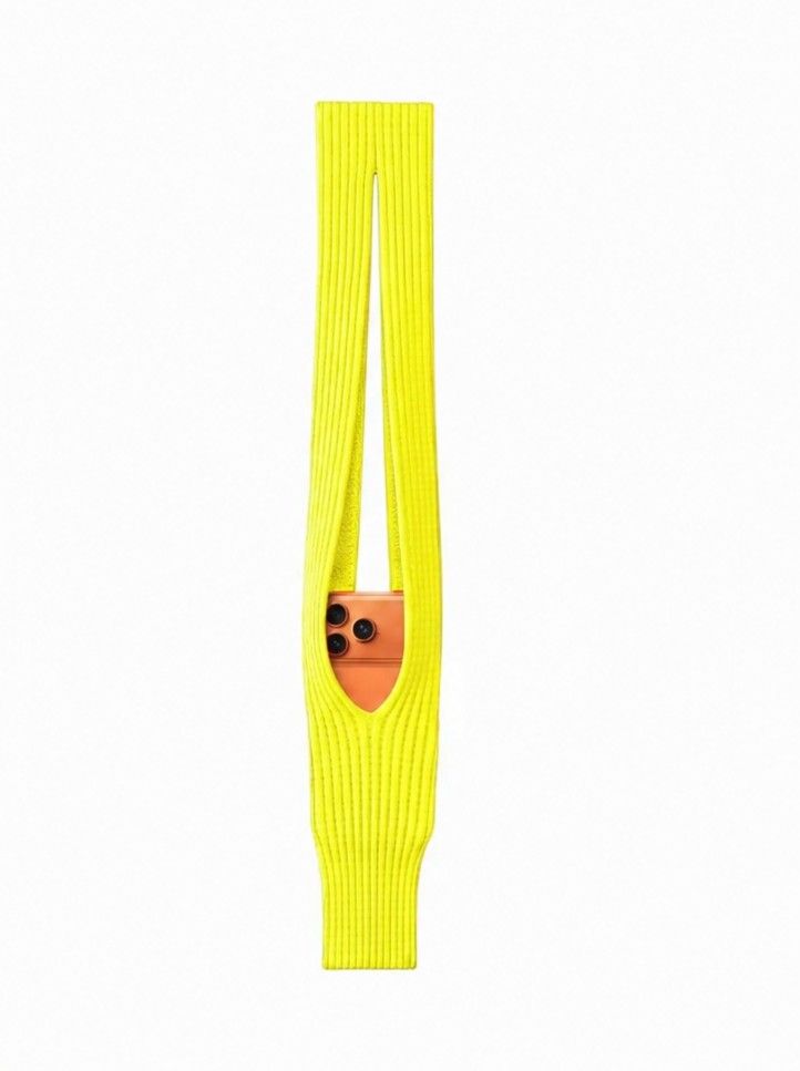 Tagakaaned machino  MACHINO iPhone sock SHORT SIZE (40cm) Yellow