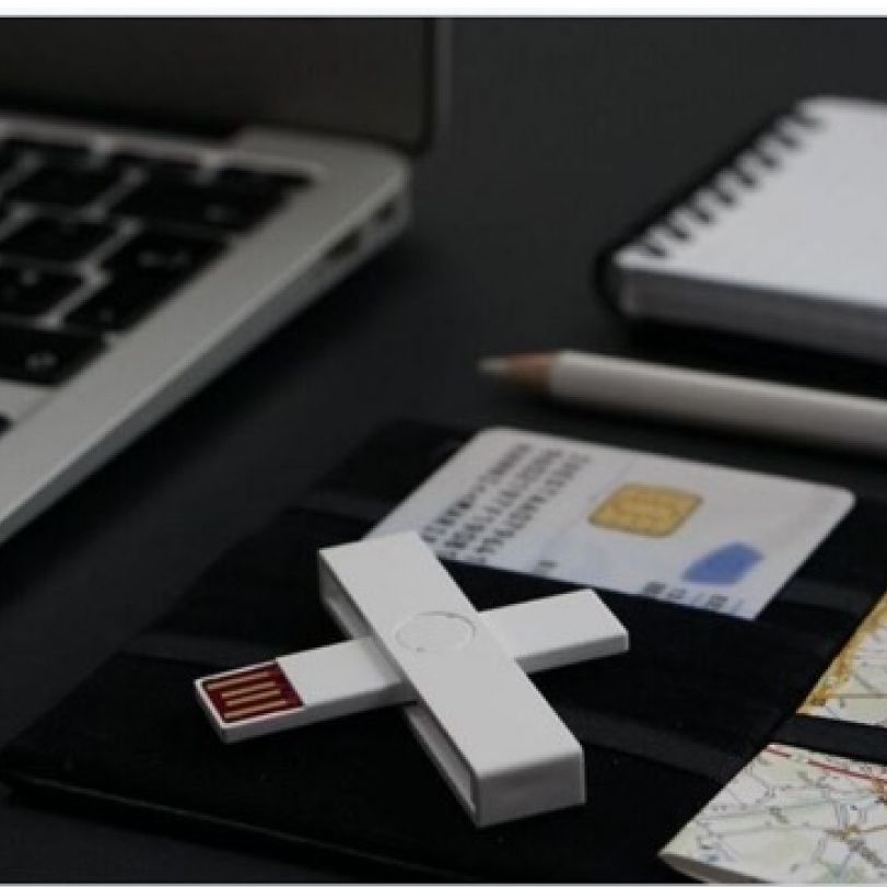 Üleminek PLUSS-ID  +ID Smart Card Reader white, BLISTER