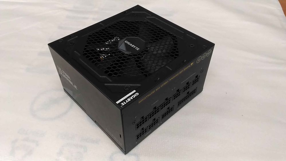 Блок питания Gigabyte  SALE OUT.  GP-UD1000GM POWER SUPPLY |  PSU | GP-UD1000GM | USED, REFURBISHED, MISSING MANUALS | 1000 W