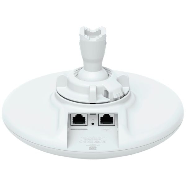 Võrgulülitid UBIQUITI  Ubiquiti UDB-Pro-EU Device Bridge Pro 5 GHz wireless bridge with PoE output that connects at 5+ km distances or seamlessly uplinks to UniFi WiFi, (2) GbE ports with (1) PoE output for PoE devices
